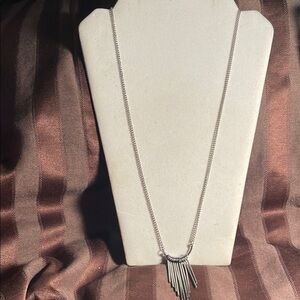 Elegant Silver Necklace with Fringe Pendant